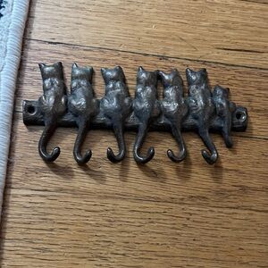Cast Iron Cat Row Wall Hook - Antique Style